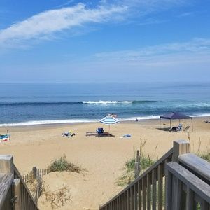 Meet your Posher, Carrie